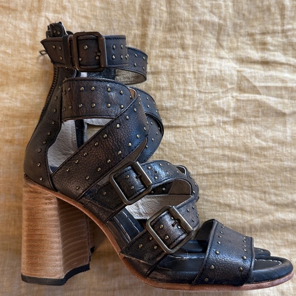 Freebird Tanica heels new and unworn - Picture 3 of 16